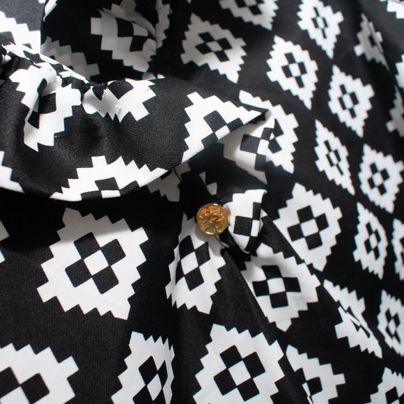 Mudpie Sleeveless Ruffled Accented Blouse Size Medium - Picture 3 of 4